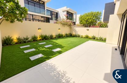Villa - 3 - 4 for rent in Flora - Damac Hills - Dubai