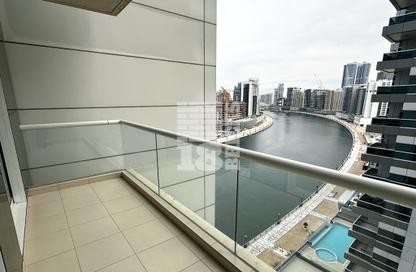 Apartment - 1 - 1 for sale in Mayfair Tower - Business Bay - Dubai