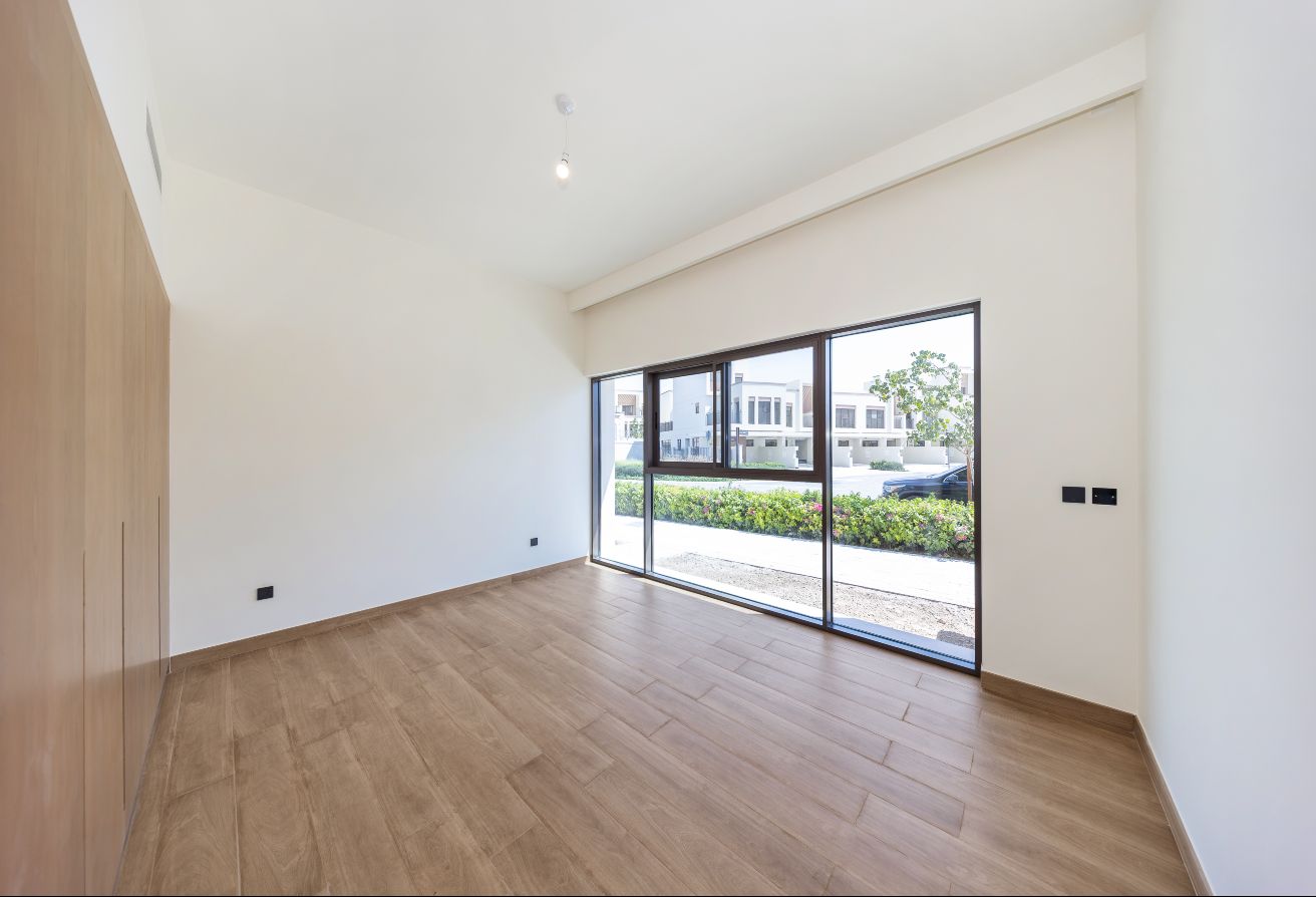 5 bedroom villa in Costa Brava 1, Damac Lagoons: 8