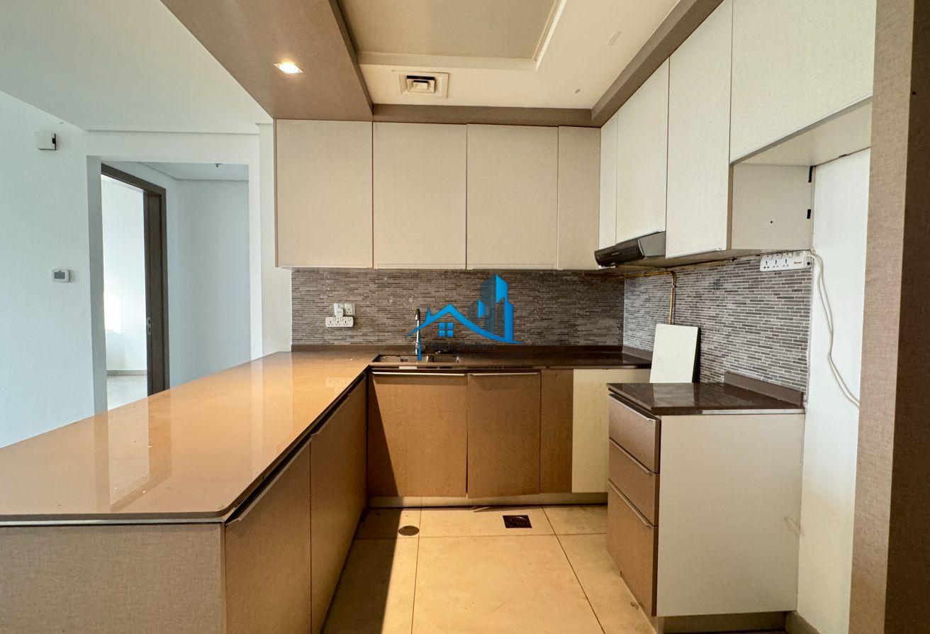 818 SQFT | HUGE SIZE 1BHK | PRIME LOCATION photo 10