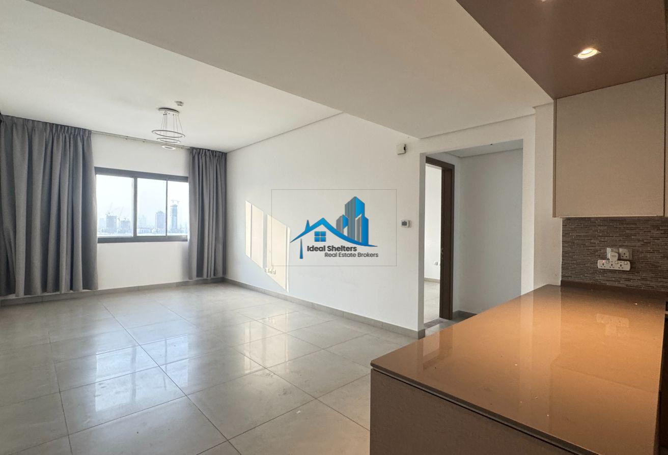 818 SQFT | HUGE SIZE 1BHK | PRIME LOCATION photo 9