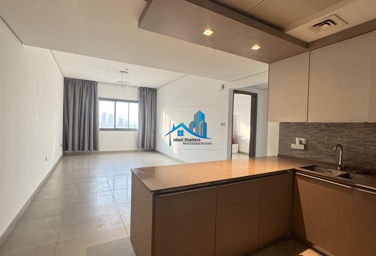 818 SQFT | HUGE SIZE 1BHK | PRIME LOCATION photo 11
