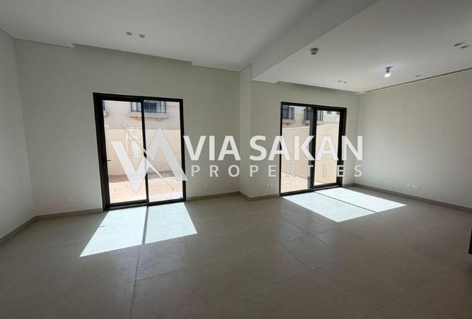 128831116 - Property Image 2