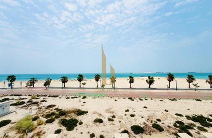 Villa - 5 Bedrooms - 5 Bathrooms for rent in Umm Suqeim 2 Villas - Umm Suqeim 2 - Umm Suqeim - Dubai
