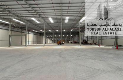 Warehouse - Studio - 2 Bathrooms for rent in Umm Al Thuoob - Umm Al Quwain