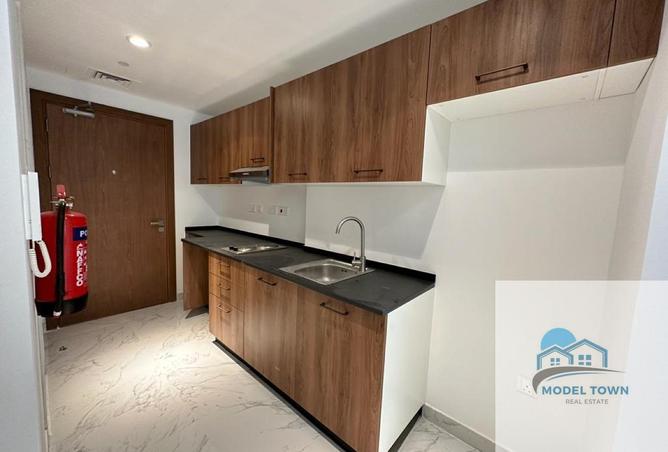 73872460 - Property Image 3