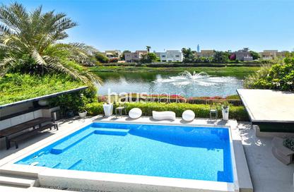 Villa - 4 Bedrooms - 5 Bathrooms for rent in Meadows 7 - Meadows - Dubai