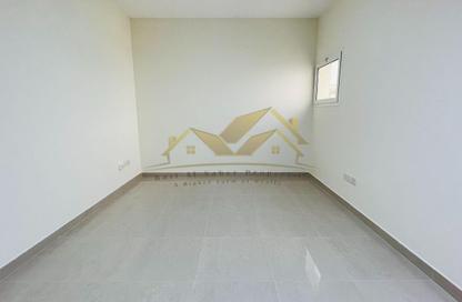 Apartment - Studio - 1 Bathroom for rent in Al Safa 2 - Al Safa - Dubai