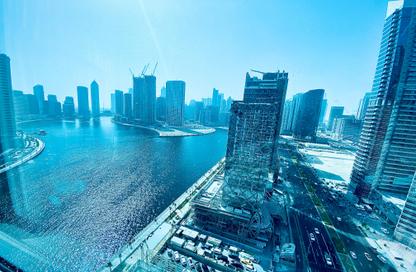 شقة - 1 حمام للايجار في بريفه باي داماك (ايه) - داماك مايسون برايف - الخليج التجاري - دبي