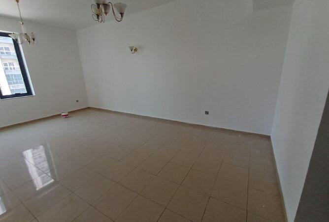 82375386 - Property Image 2