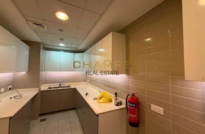 Apartment - 3 Bedrooms - 4 Bathrooms for rent in Bloom Marina - Al Bateen - Abu Dhabi