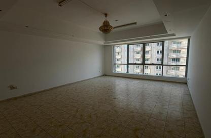 Apartment - 2 Bedrooms - 3 Bathrooms for sale in Al Majaz 3 - Al Majaz - Sharjah Apartment - 2 Bedrooms - 3 Bathrooms for sale in Al Majaz 3 - Al Majaz - Sharjah