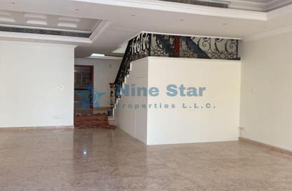 Villa - 5 Bedrooms - 6 Bathrooms for rent in Al Jafiliya Villas - Al Jafiliya - Dubai