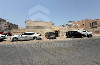 Villa - 4 - 2 for sale in Al Quoz 1 - Al Quoz - Dubai