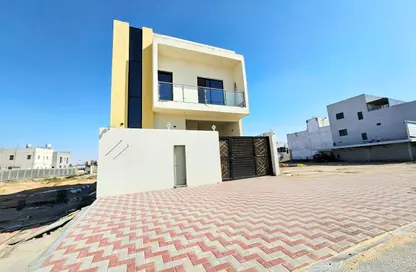 فيلا - 5 غرف نوم - 7 حمامات للبيع في الزاهية جاردنز - الزاهية - عجمان