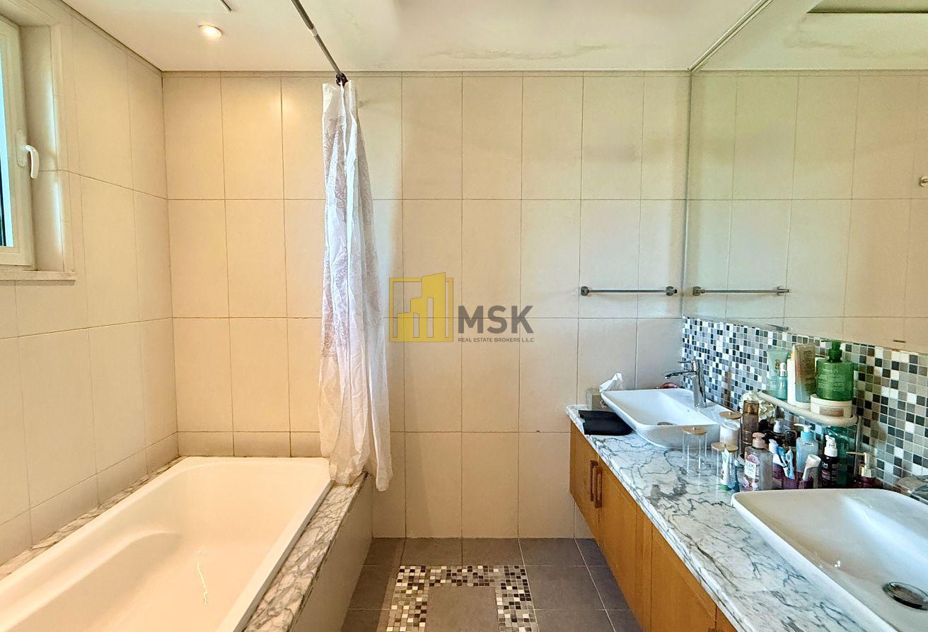 Exclusive | Well Maintained | Furnished+Landscaped photo 15