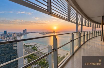 Apartment - 4 - 5 for rent in Landmark Tower - Corniche Road - Abu Dhabi