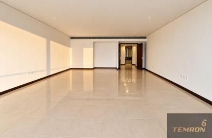 Apartment - 4 - 5 for rent in Landmark Tower - Corniche Road - Abu Dhabi