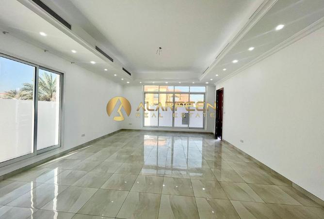 76586718 - Property Image 3