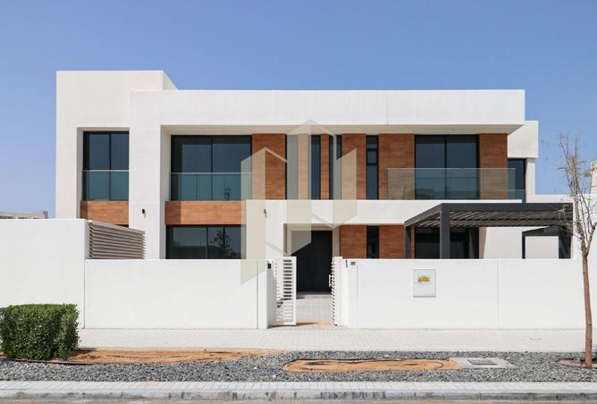 Single Row Corner | Brand New | Type C | Vacant