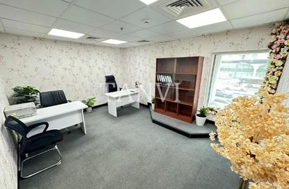 Office Space - Studio - 1 Bathroom for rent in Al Rostamani Building - Port Saeed - Deira - Dubai