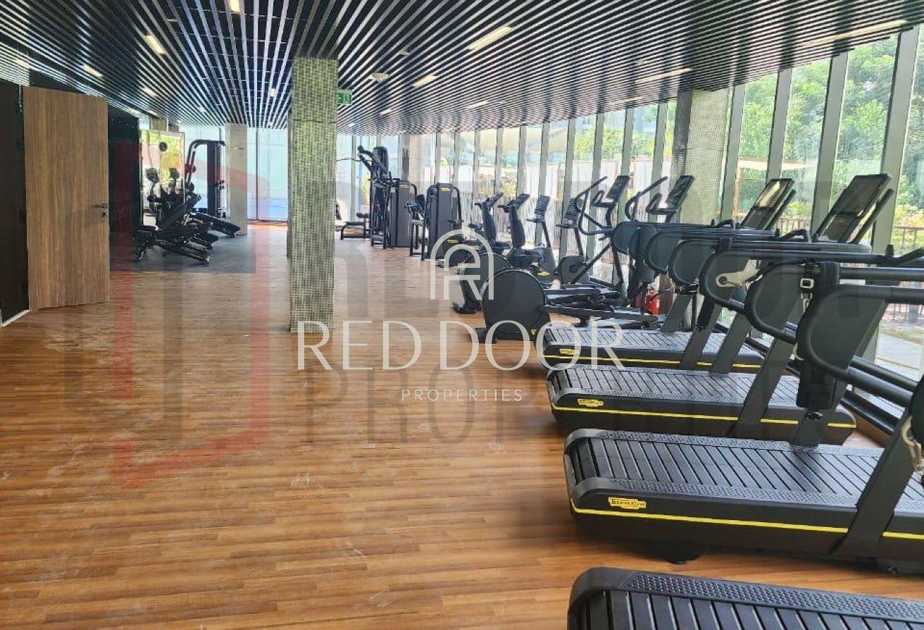 BRAND NEW LUXURY STUDIO | POOL VIEW photo 8