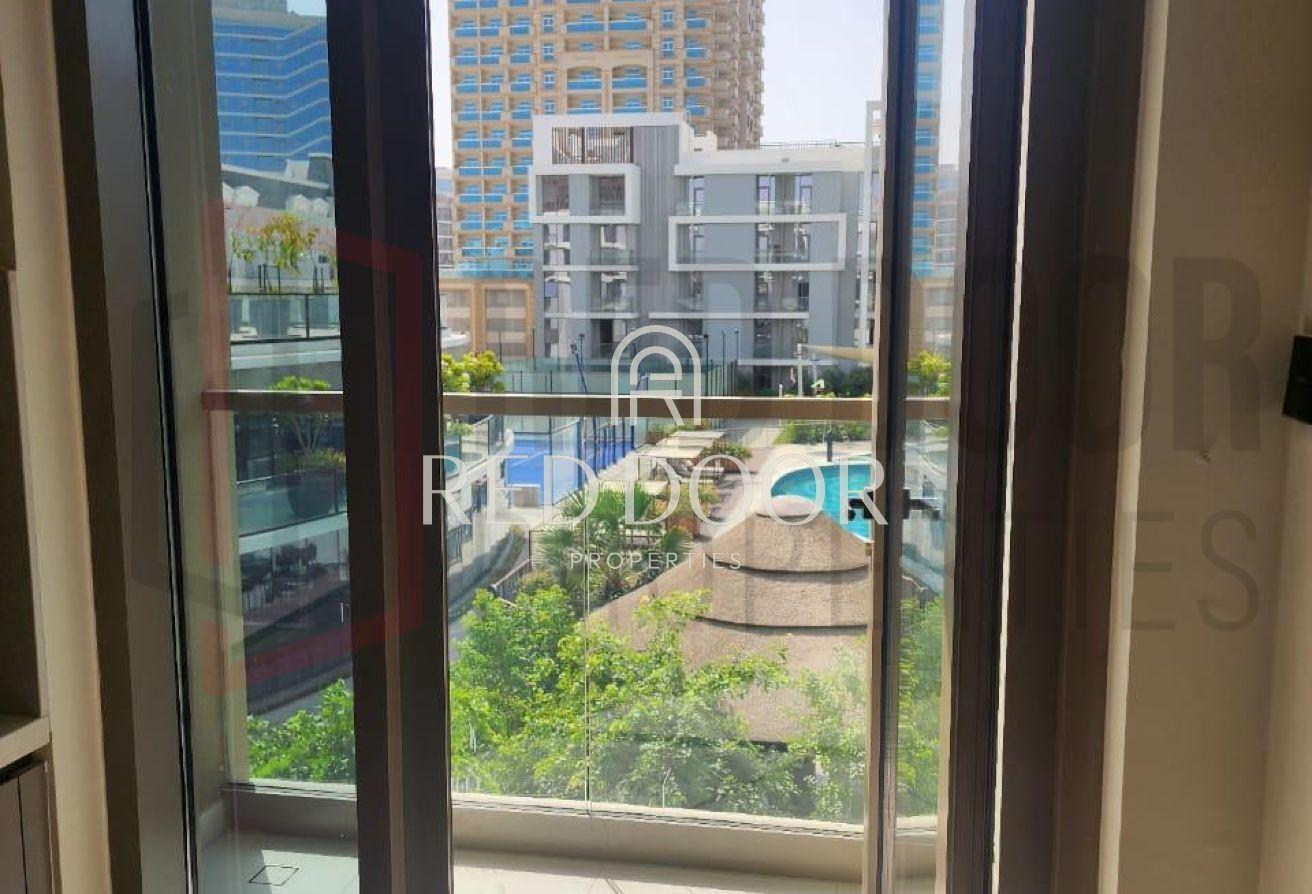 BRAND NEW LUXURY STUDIO | POOL VIEW photo 5
