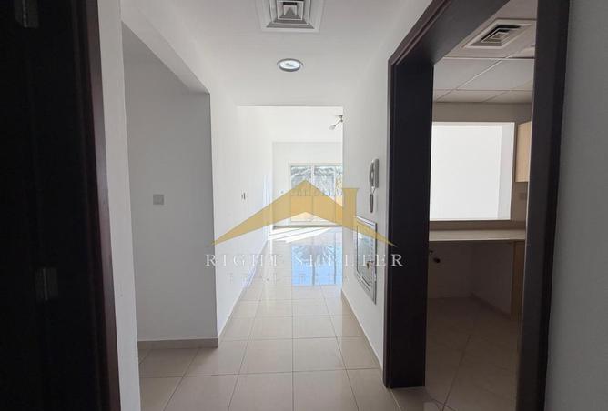 71128179 - Property Main Image