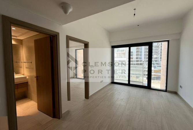 100830925 - Property Image 2