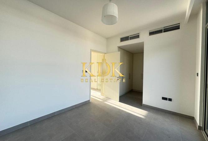 68278159 - صورة العقار 3