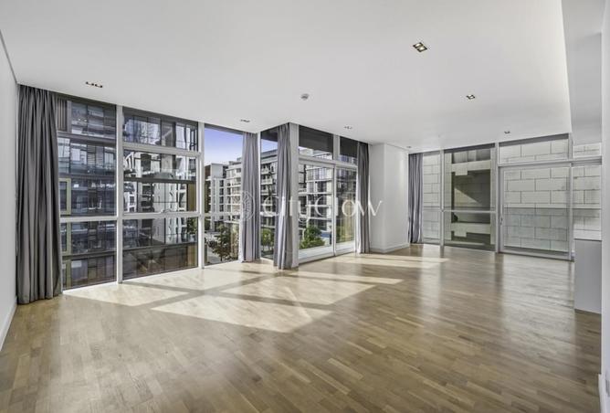 123837650 - Property Main Image
