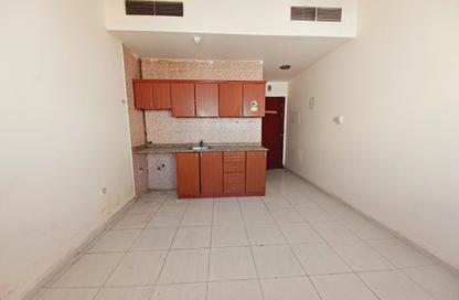 Apartment - Studio - 1 for rent in Fire Station Road - Muwaileh - Sharjah Apartment - Studio - 1 for rent in Fire Station Road - Muwaileh - Sharjah