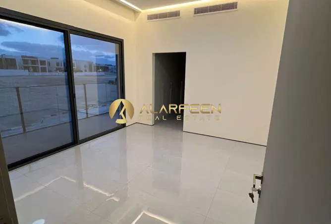 165583418 - Property Image 2
