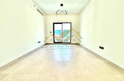 Half Floor - Studio - 2 Bathrooms for rent in Jumeirah Garden City - Al Satwa - Dubai