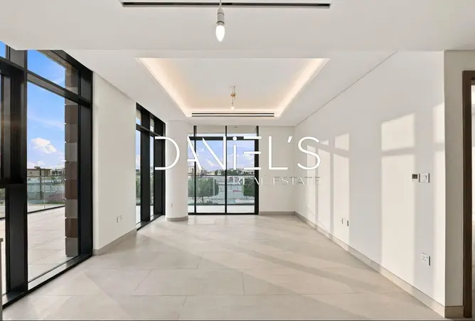167002890 - Property Image 2