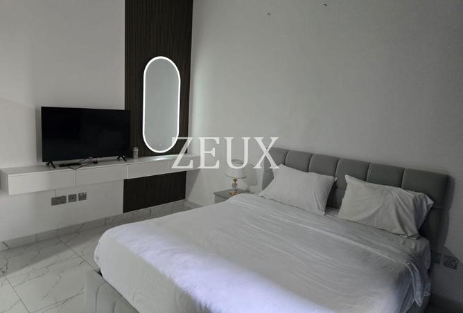 102831140 - Property Main Image