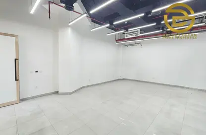 Shop - Studio - 4 Bathrooms for rent in Arjan - Dubai
