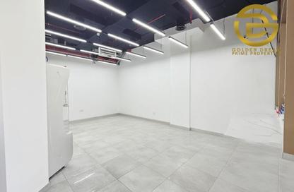 Shop - Studio - 4 Bathrooms for rent in Arjan - Dubai