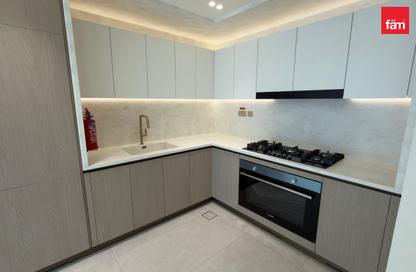 Apartment - 2 - 2 for rent in Binghatti Pinnacle - Dubai Healthcare City 2 - Al Jaddaf - Dubai