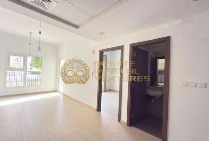 92711304 - Property Main Image