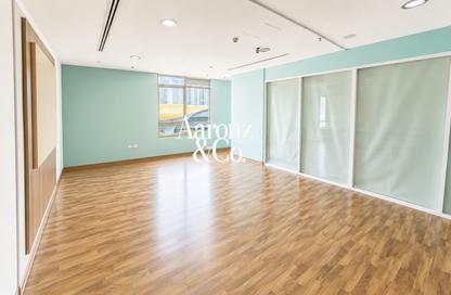 Office Space - Studio - 1 Bathroom for rent in Fortune Executive - JLT Cluster T - Jumeirah Lake Towers - Dubai