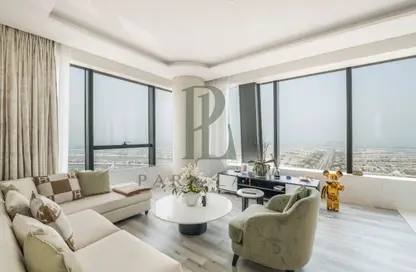 Apartment - 1 Bedroom - 2 Bathrooms for sale in The Palm Tower - Palm Jumeirah - Dubai