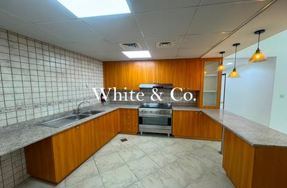 Apartment - 2 Bedrooms - 3 Bathrooms for rent in Shakespeare Circus 2 - Shakespeare Circus - Motor City - Dubai
