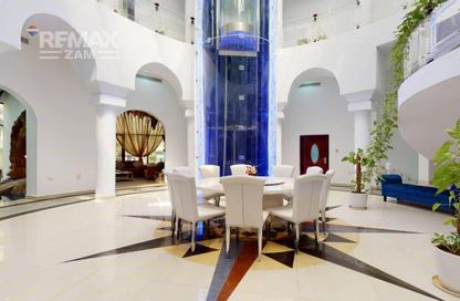 Villa - 7+ Bedrooms - 7+ Bathrooms for rent in Sector E - Emirates Hills - Dubai Villa - 7+ Bedrooms - 7+ Bathrooms for rent in Sector E - Emirates Hills - Dubai