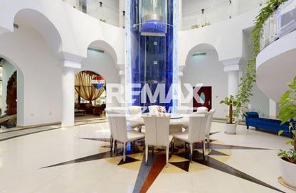 Villa - 7+ Bedrooms - 7+ Bathrooms for rent in Sector E - Emirates Hills - Dubai