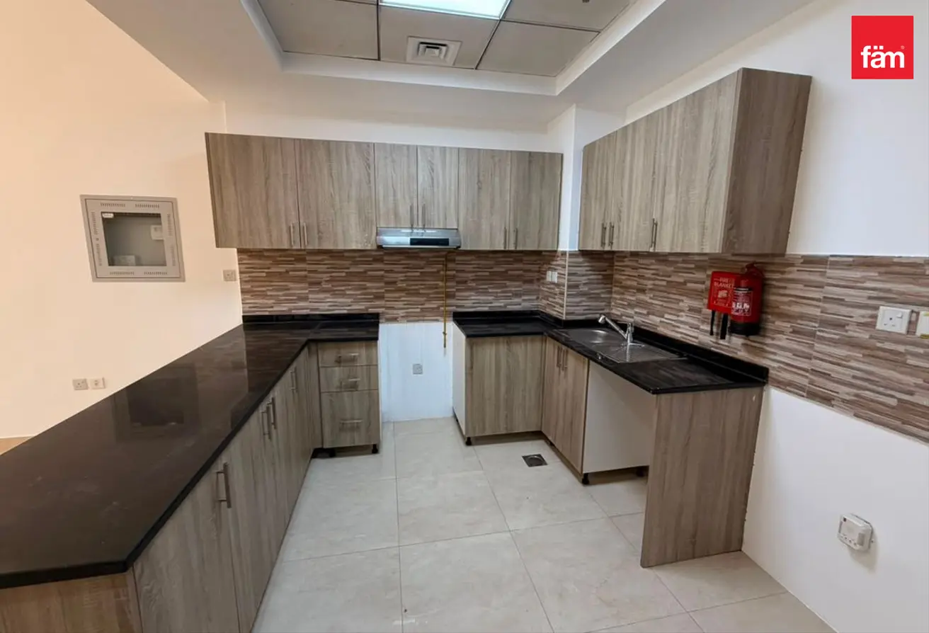128380574 - Property Main Image