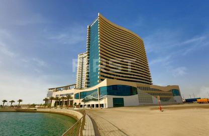 Apartment - 1 Bedroom - 2 Bathrooms for sale in Marina Bay by DAMAC - Najmat Abu Dhabi - Al Reem Island - Abu Dhabi