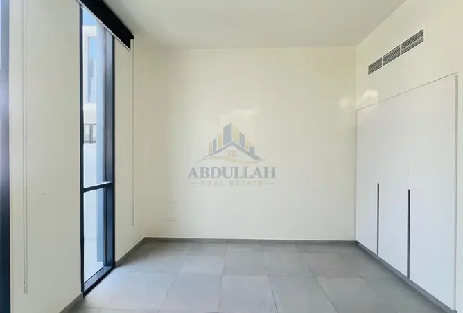 165498801 - صورة العقار 2
