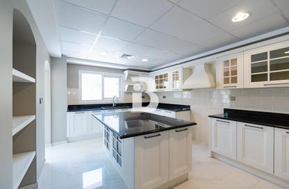 Villa - 4 Bedrooms - 5 Bathrooms for rent in District 16 - Jumeirah Village Circle - Dubai