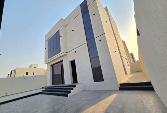 135147755 - Property Image 3